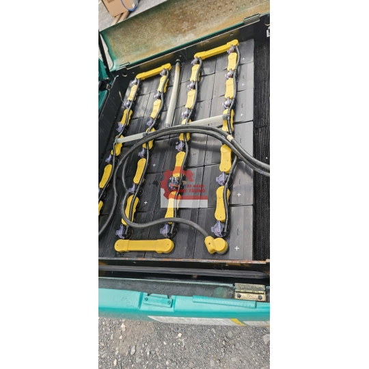 KOMATSU FB25-11.nâng hạ cơ bản.nhật quên sài