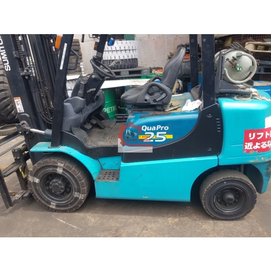Xe Nâng Sumitomo FG25