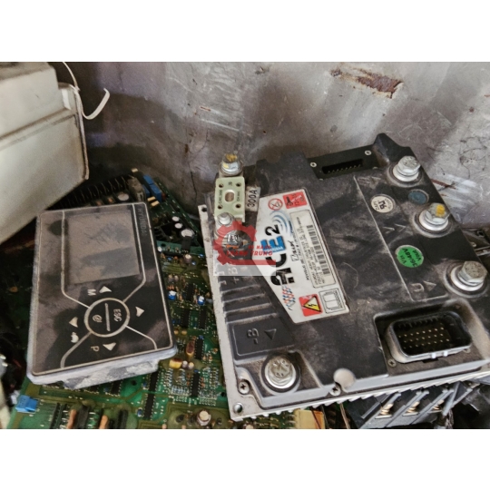 PHỤ TÙNG XE NÂNG CŨ 19
