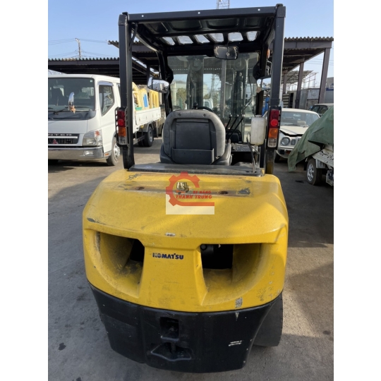 Xe Nâng Komatsu FD35